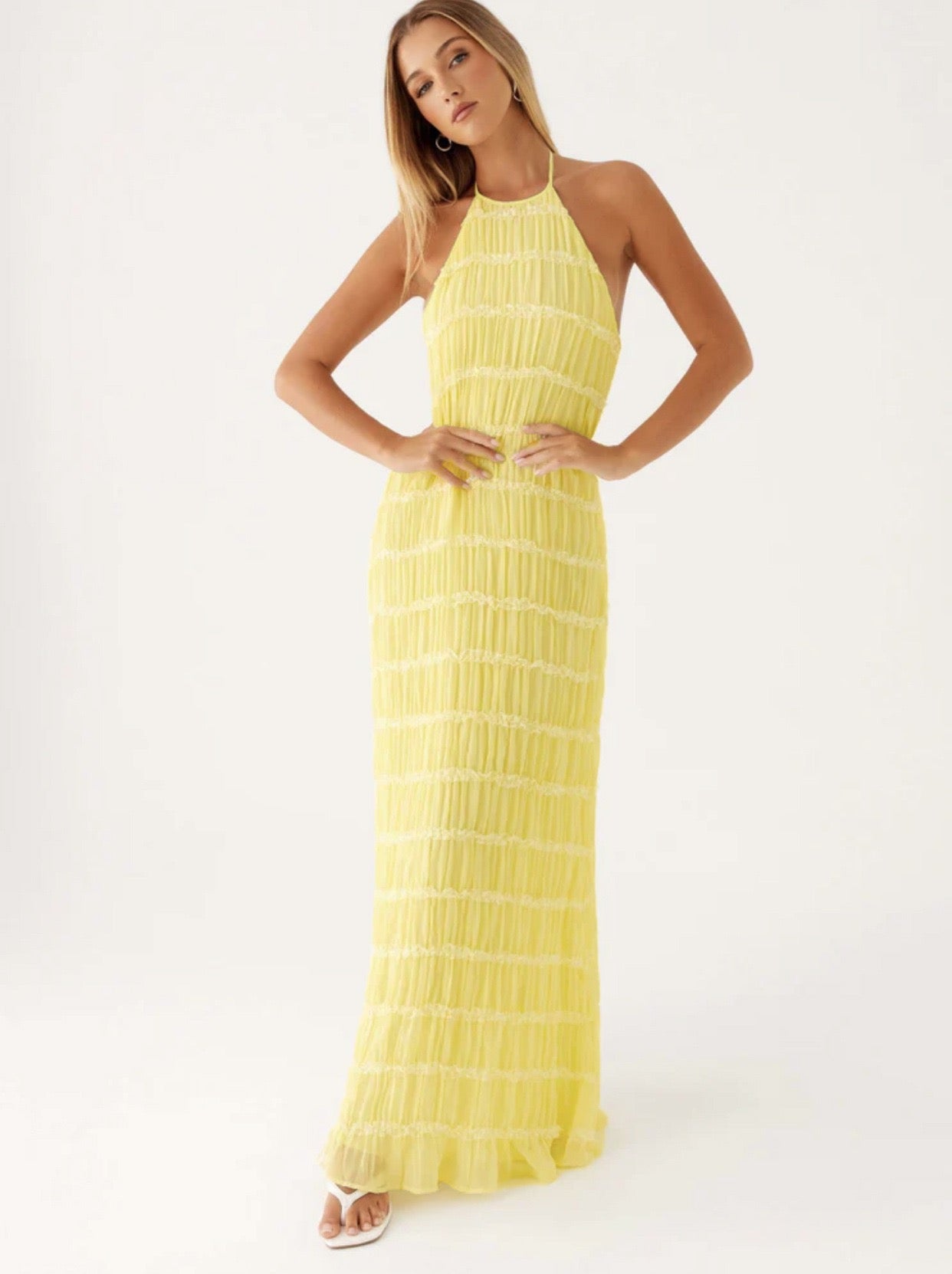 AVOMO – Luna Crochet Dress
