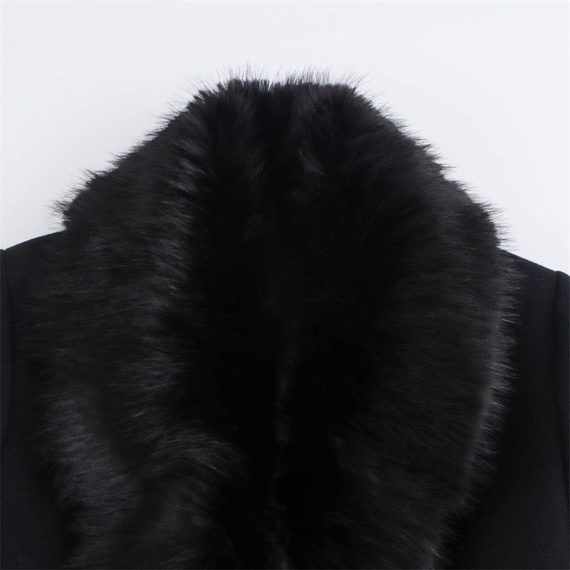 AVOMO - Luxury Coat