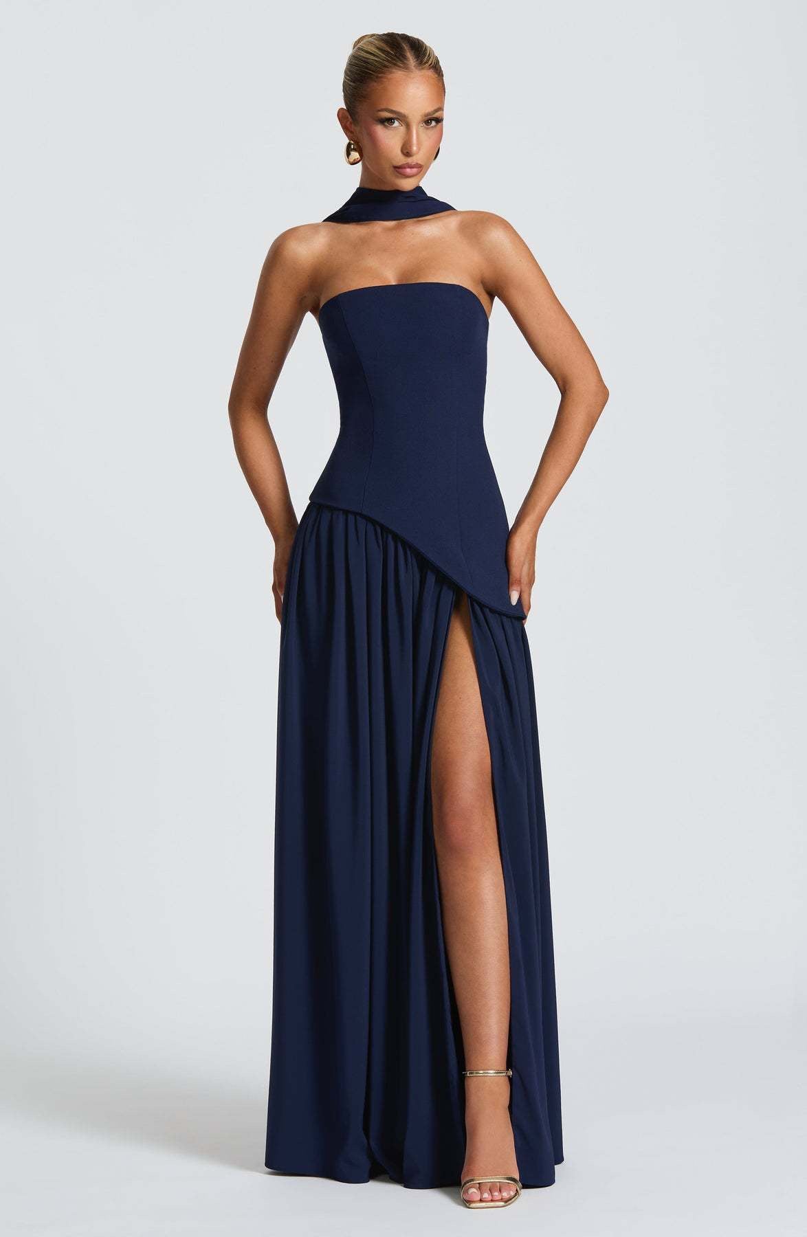 AVOMO - Élégance Dress