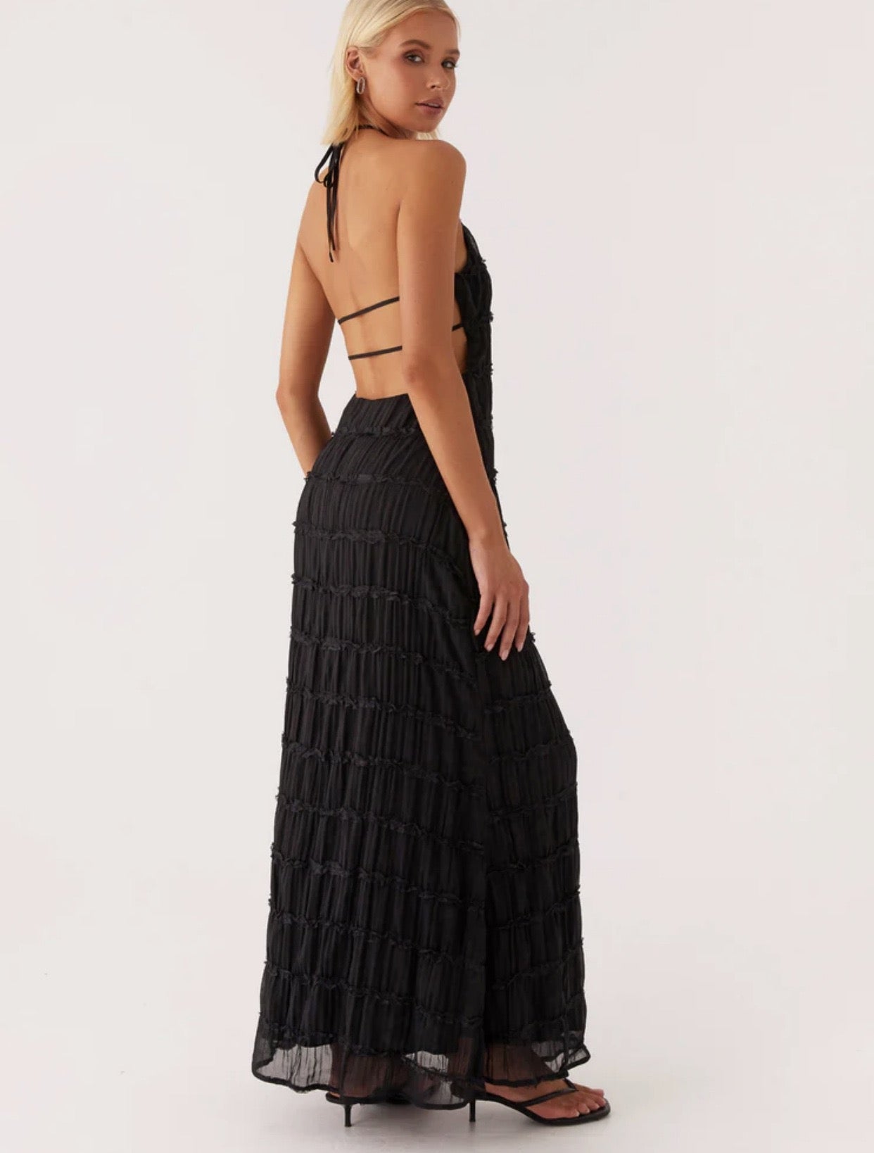 AVOMO – Luna Crochet Dress